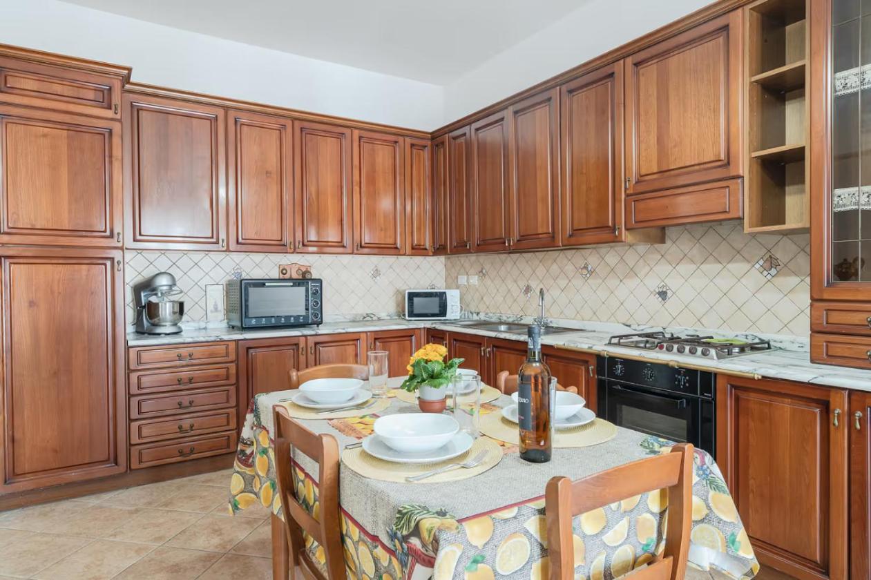 Villa Fratelli Arenella  Exteriör bild