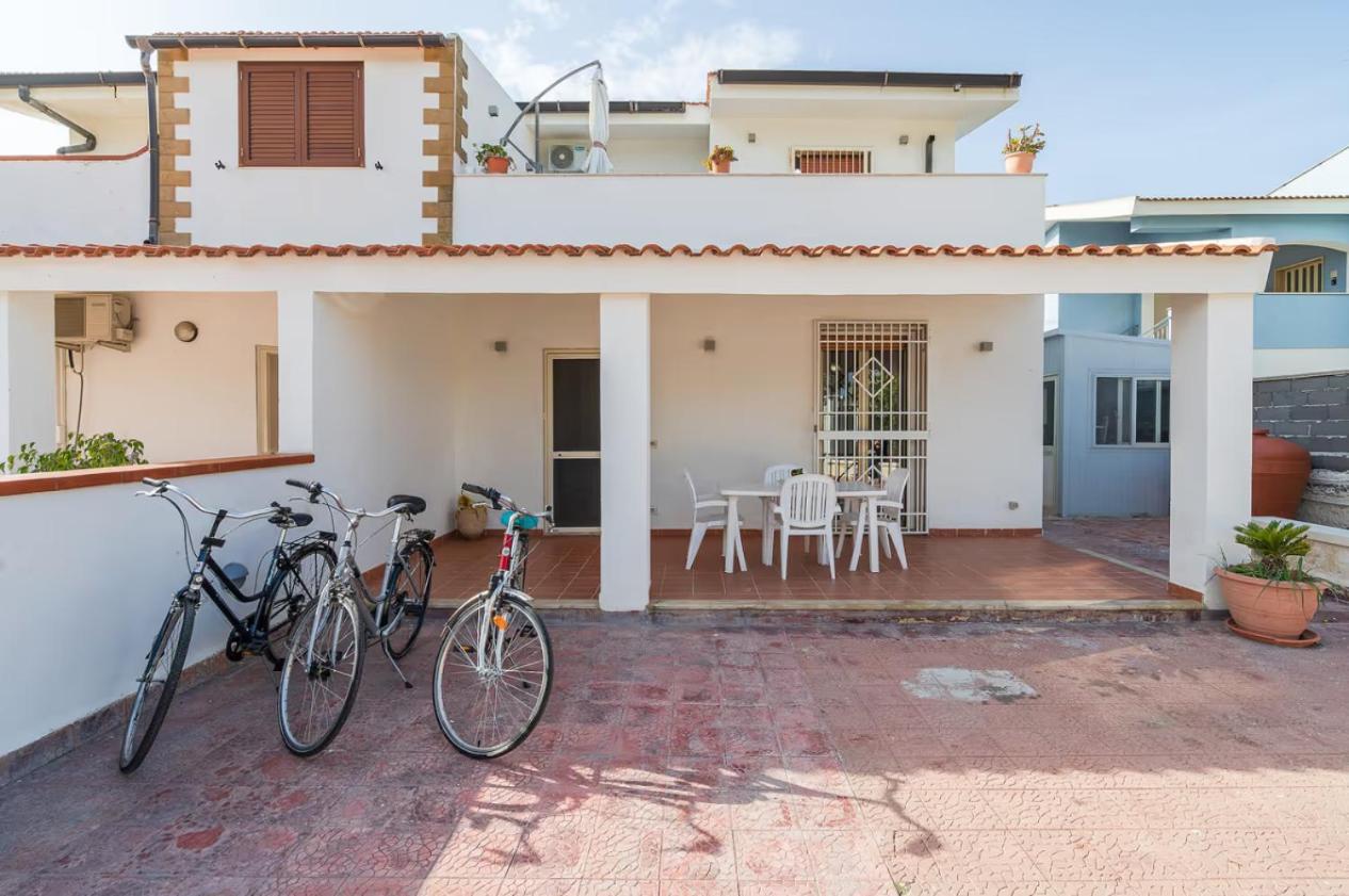 Villa Fratelli Arenella  Exteriör bild